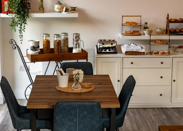 Carrick Gate
